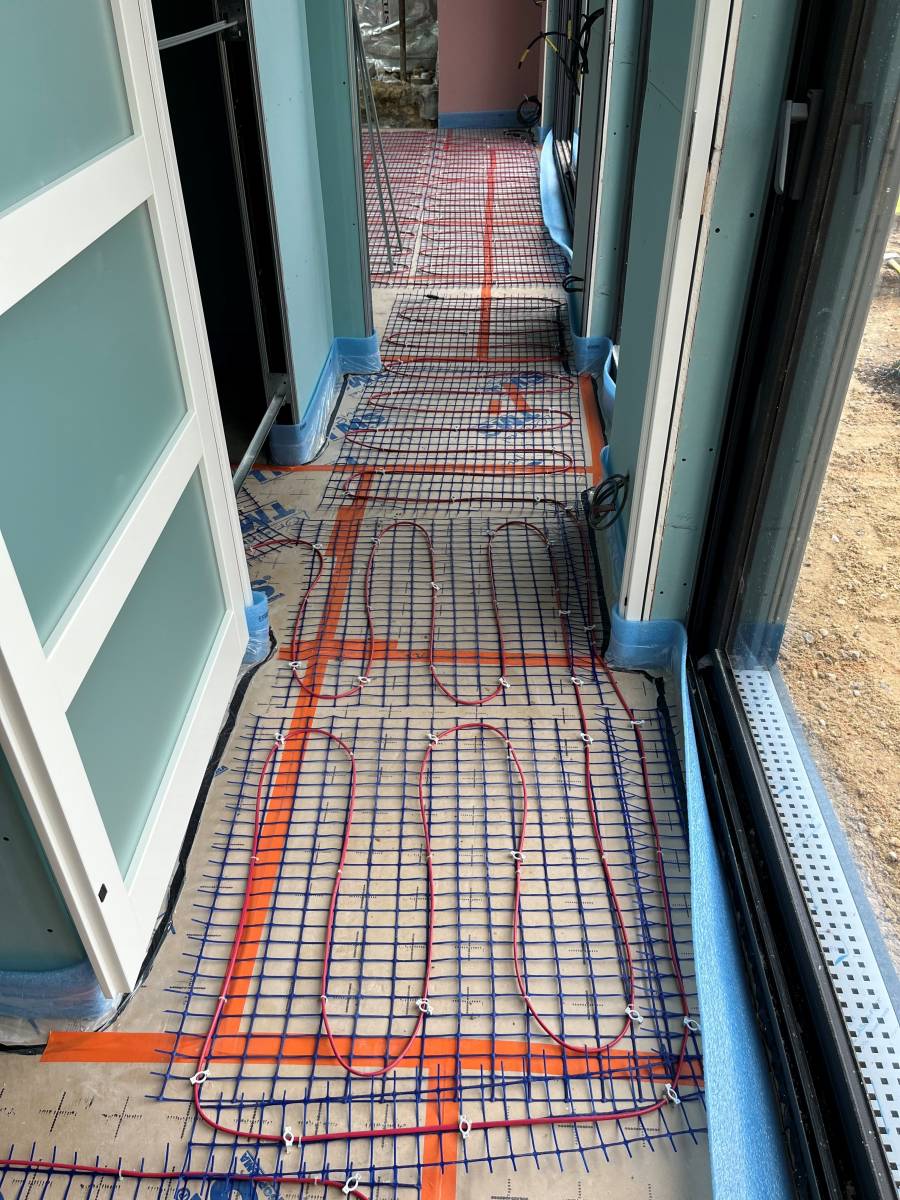 Chauffage au sol pour un gain de place et un confort thermique